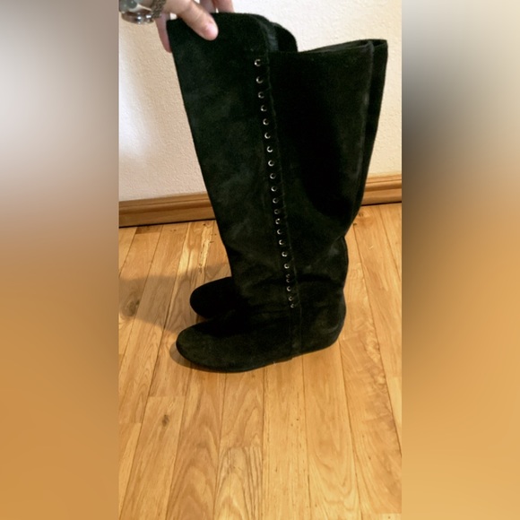ISOLA BLACK SUEDE BOOTS SIZE 8.5 - Picture 12 of 12